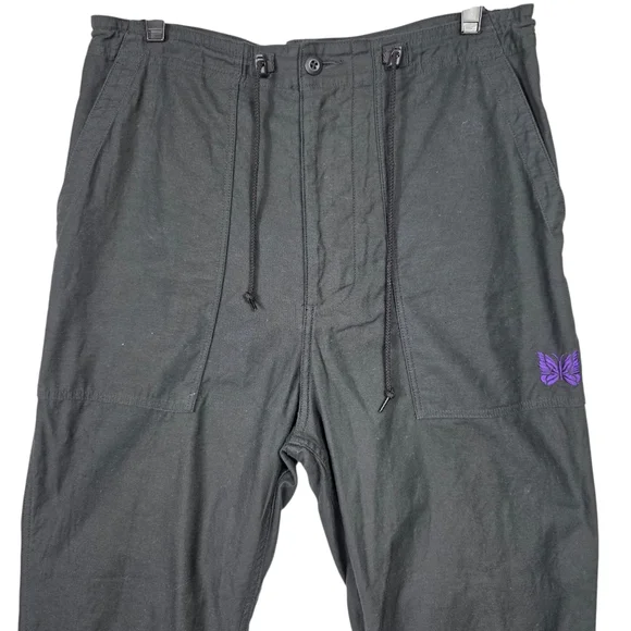 Needles - Picture 3 of 13